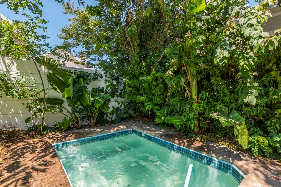 2 Bedroom Property for Sale in Zevenzicht Western Cape